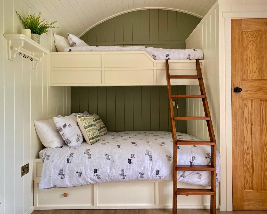 Bailey'S Hideaway Villa Портадаун Екстериор снимка