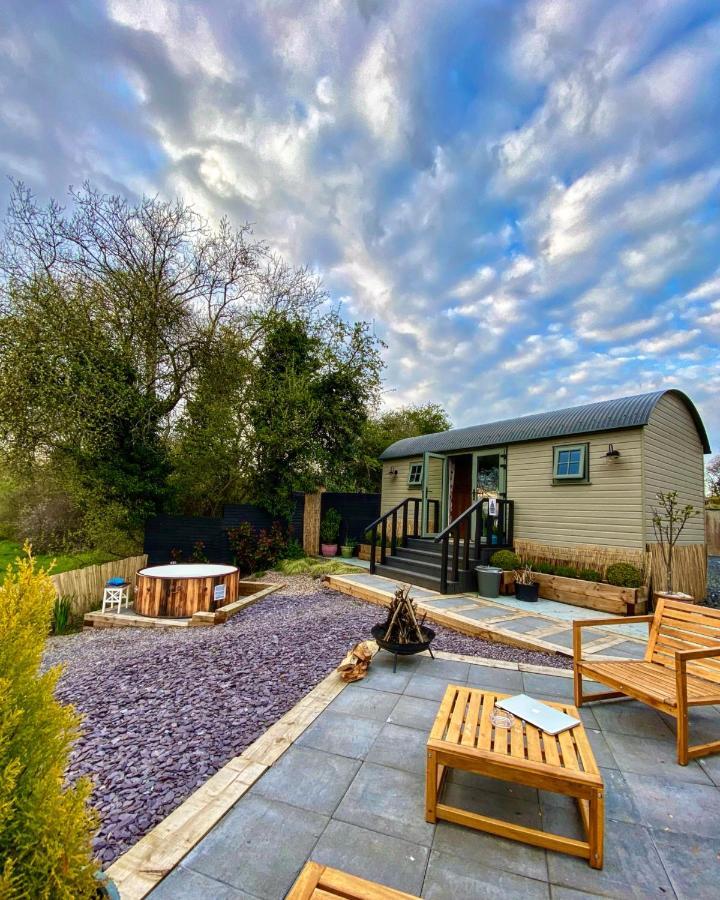 Bailey'S Hideaway Villa Портадаун Екстериор снимка